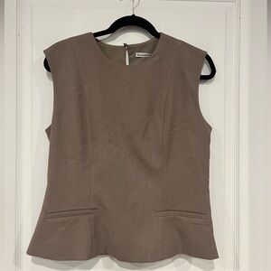 Abercrombie Tailored Sleeveless Top in Brown (M)